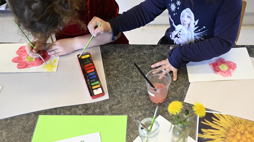"Orättvist behandlad pedagog" skriver om förändringarna inom förskolan i Eskilstuna.