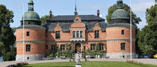 Kommunens slott gör upp om titel