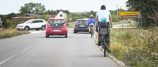 Svår trafik på Fårö under högsäsongen