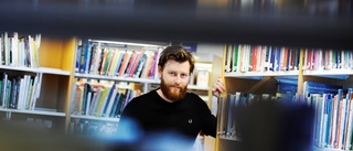 Biblioteket anställer och ökar öppettiderna