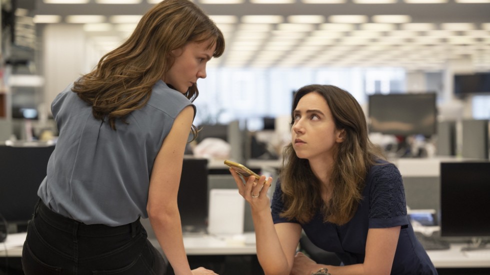 I "She said" spelar Carey Mulligan och Zoe Kazan de båda New York Times-journalisterena Megan Twohey och Jodi Kantor. Dessa lyckades genom grävande journalistik avslöja Harvey Weinsteins sexövergrepp. Pressbild.