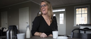 Cecilia, 43, blev pralinör trots att hon inte gillar choklad • "Har aldrig något sug"