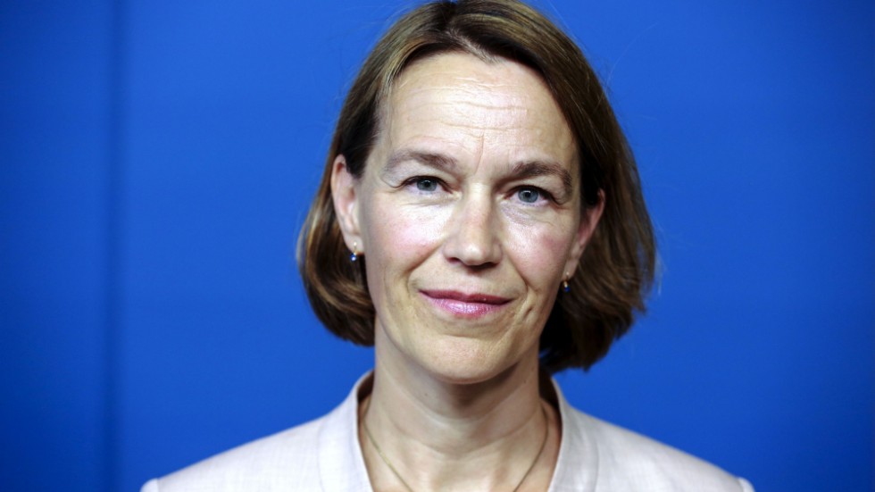 
Olivia Wigzell är generaldirektör på Socialstyrelsen sedan 2015. Den nya regeringen borde ge Socialstyrelsen i uppdrag att dra upp linjerna för en mer ingripande socialstat med syftet att lyfta bort barn från de kriminella miljöerna. 