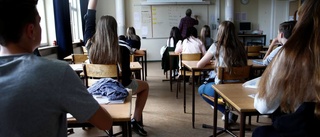 Färre klarar betygen och examen