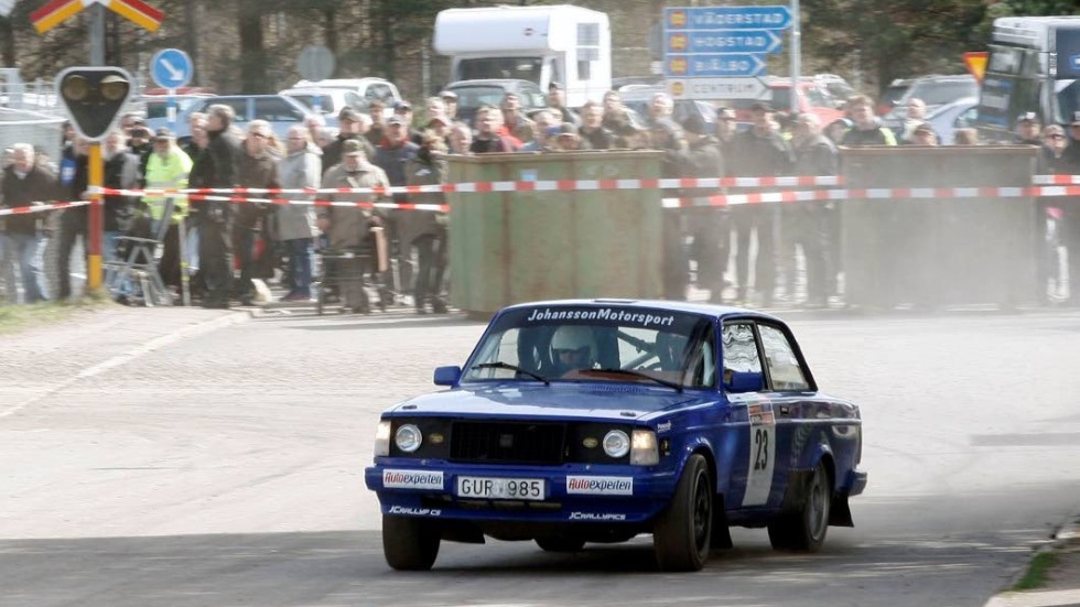 PREMIÄR. RS-serien i rally drar nu i gång i Östergötland, med klassikern Skänningeknixen på söndag.
