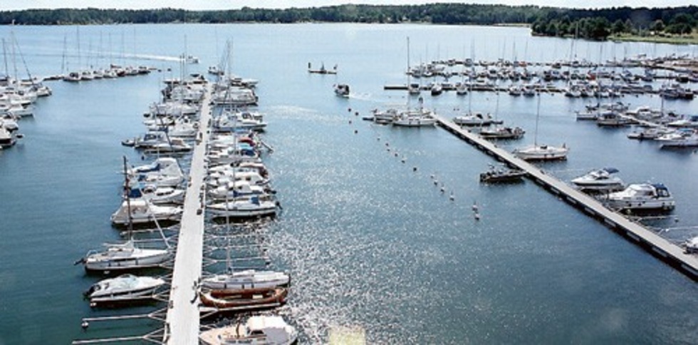 Marincenter har 340 bryggplatser. En sommar som denna är det populärt att vara båtägare.