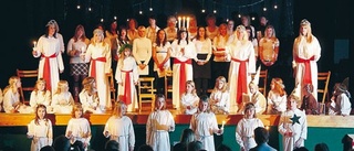 Fullt hus vid Lucia i Silverdalen