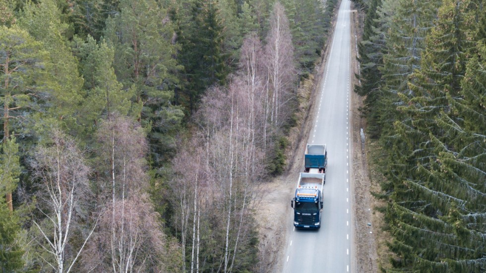 Sänkta hastigheter är inte aktivt trafiksäkerhetsarbete, menar debattören.