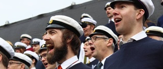 Studentsångare på festkonsert i De Geerhallen