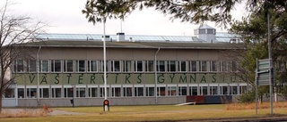 GYMNASIEBRÅKET: Åtalas för att dragit kniv vid skolbråket