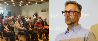 Patrik Palm (M) svarar på kritiken: "Jag ville möta invånarna"