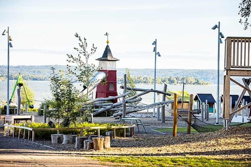 Politikerna i Linköping bör dra lärdom av Norrköping, Mjölby och Örebro, menar insändarskribenten. På bilden syns Lindöparkens lekplats i Norrköping.