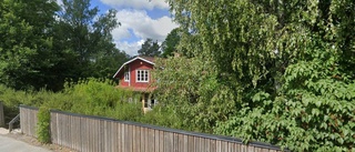 Villa från 1913 på 108 kvadratmeter såld i Älmsta, Väddö - priset: 1 850 000 kronor