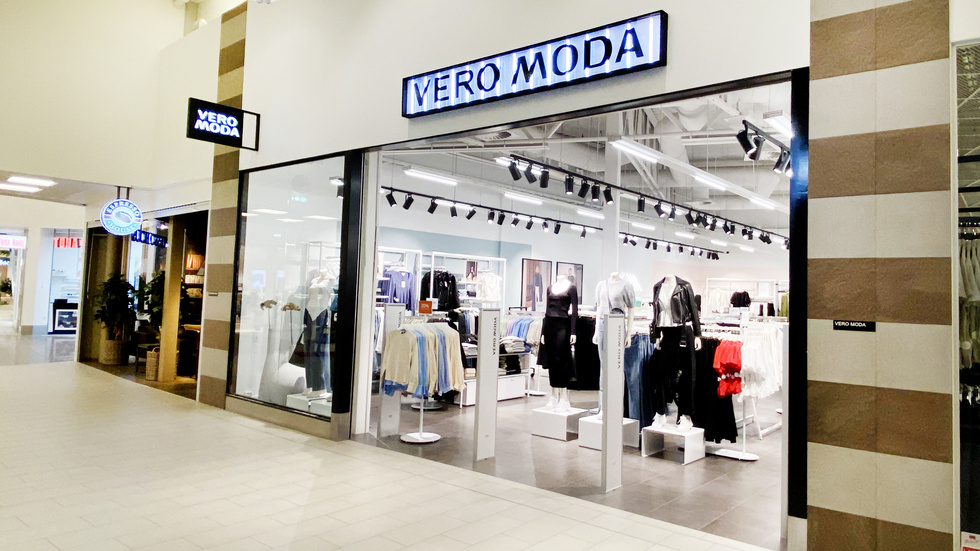 "Vi tror mycket på regionen och Tuna Park som köpcentrum och ser verkligen fram emot att bli ännu bättre för våra kunder", säger Anna Karin Holck, country retail manager på Vero Moda.