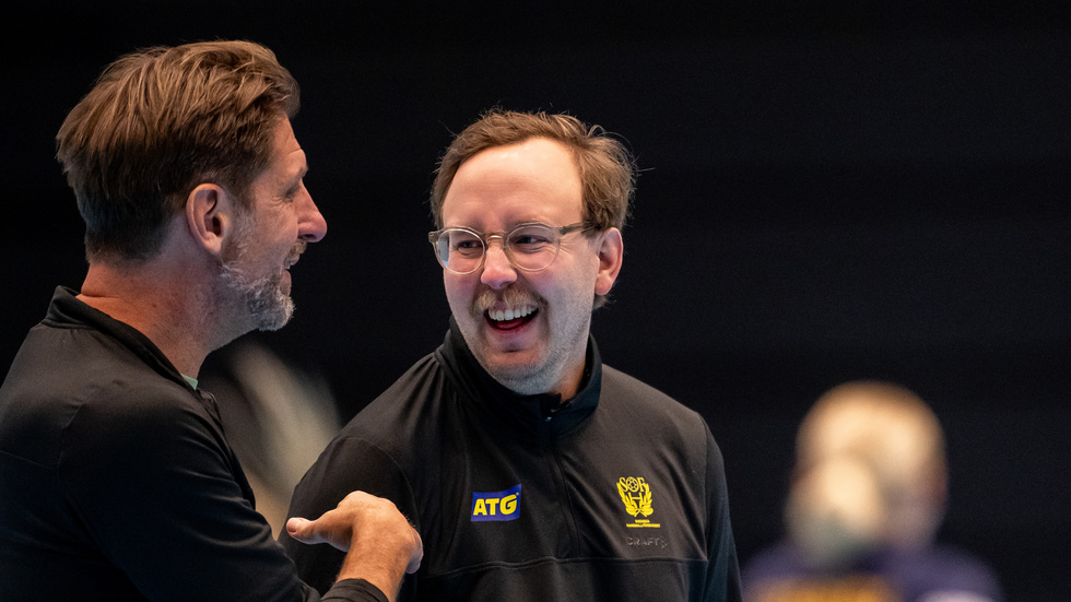 "Genom åren har jag lagt ned otroligt mycket tid på handbollen och jag tror också att du har större chans att lyckas då. Men det är väl så, när man är "born and raised" i en arbetarstad", säger Mattias Flodman från Eskilstuna.