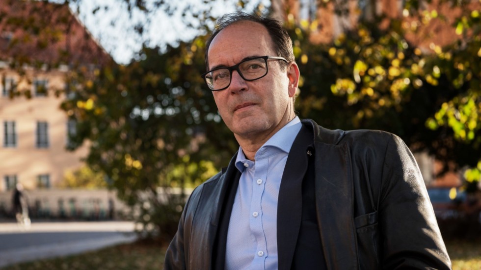 Stefan Hanna och Lars Björndahl (UP) förtydligar att det är fortsatt emot spårväg och andra projekt som de anser är slöseri med skattepengar.