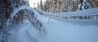 Långvariga strömavbrott på många håll i länet