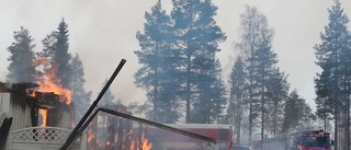 Förlorade sitt hem i våldsam brand