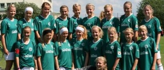 Det tog stopp direkt för Älvsbyns tjejer i A-slutspelet i Gothia Cup