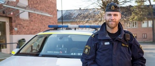 POLISEN VÄDJAR: "Använd reflexer och lampor!"