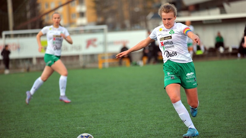 Ebba Boudin och Bergnäset lyckades inte ta sig över nedflyttningsstrecket. 