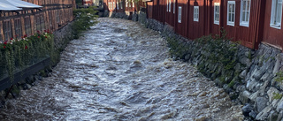 Vattnet sjunker men "inte grönt läge"