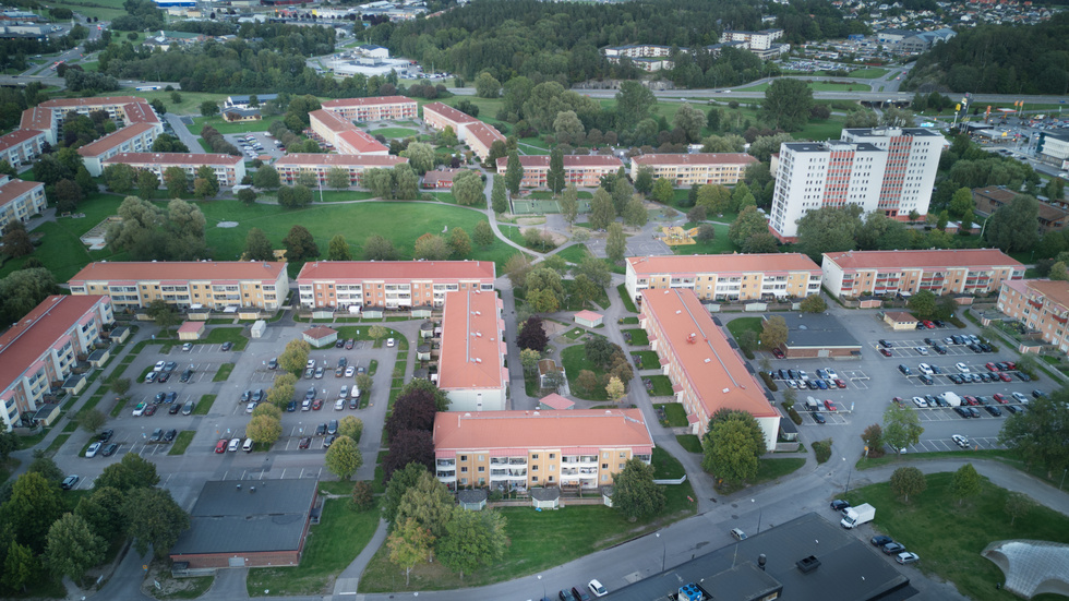 Skjutning skottlossning Grundläggaregatan Plåtslagaregatan Norrköping Hageby