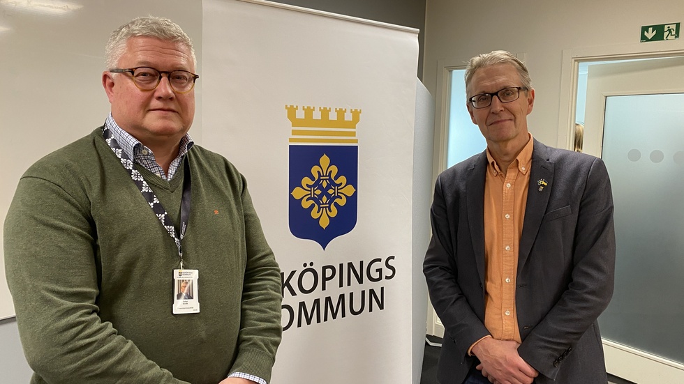 Sexpartistryret i Enköping har nu sitt budgetförslag klart. Peter Book (M) och Anders Wikman (Nystart) var de som höll i presentationen under presskonferensen.