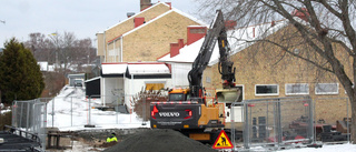 Därför gräver man vid Breviksskolan