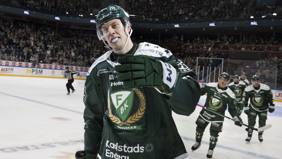 Färjestads Victor Ejdsell låg bakom segern mot Skellefteå i CHL. Arkivbild.