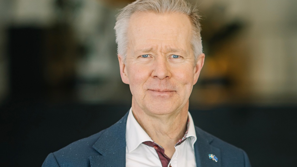 "Självklart ska vi lyssna på regionens åsikter", skriver kommunalrådet Mats Taaveniku (S), Kiruna, i en gästkrönika på sidan 2 i NSD.
