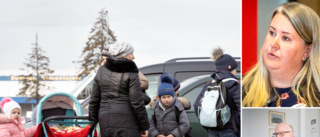 Flyktingar riskerar att stå utan bostad när turistsäsongen börjar • Hotellet: ”Gäller fram till juni – sedan är det fullbokat”