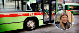 Lovisa, 31, fick åka buss gratis i en månad – nu utvärderas pendlingstestet: "Önskar att de gick oftare"