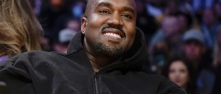 Kanye West har landat i Moskva