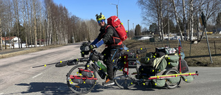 Cykeläventyraren blev misshandlad och bränd med cigaretter 