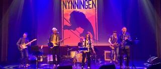 Nynningen i Kulturens hus • Recensenten: "För många är det nog en nostalgisk resa tillbaka till ett rödare Sverige"