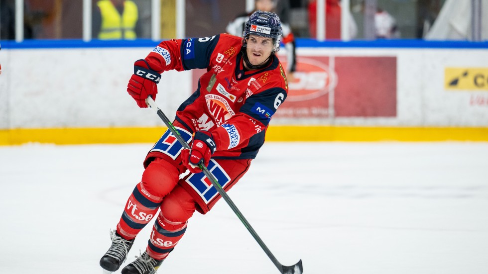Kan Daniel Brickley och VIK ta en seger mot BIK Karlskoga på fredagskvällen? Följ matchen i vår rapportering.
