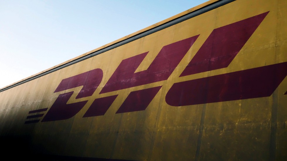 Ett lastbilssläp med DHL-paket förstördes i en brand i torsdags. Arkivbild.