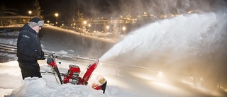 För mycket snö i Bryggarbacken