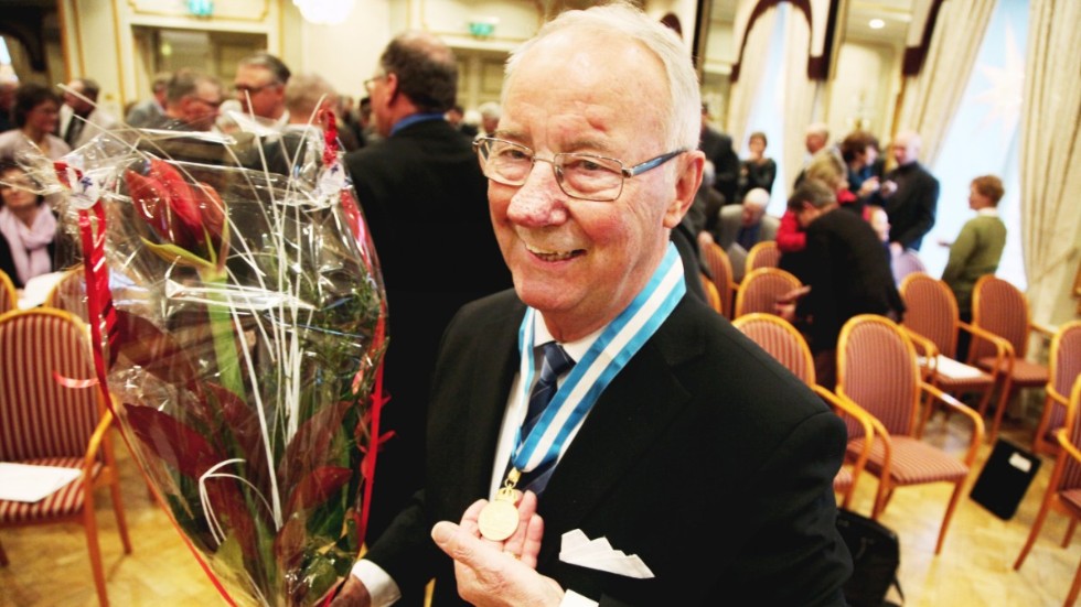 Hilding Norrby fick Hushållningssällskapets guldmedalj år 2011 för lång och trogen tjänst.