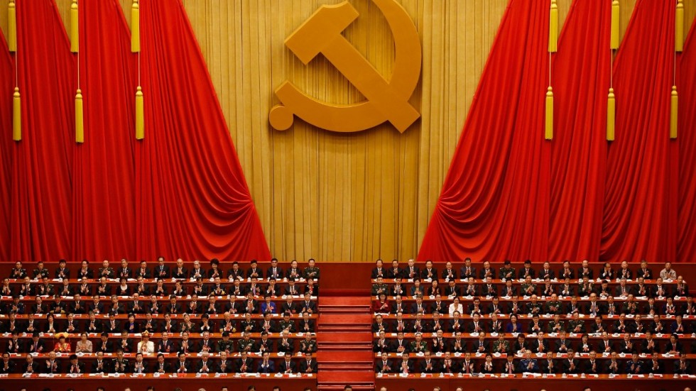Det styrande kommunistpartiet är starkt involverat i näringslivet.