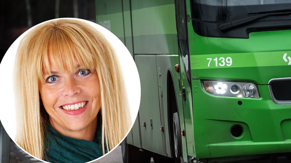 Att införa flexibla stopp på bussarna under kvällar och nätter skulle öka tryggheten för resenärerna menar Liberalernas Erika Rydja Sandvik. Nu ska frågan utredas av stadsbyggnadsförvaltningen.