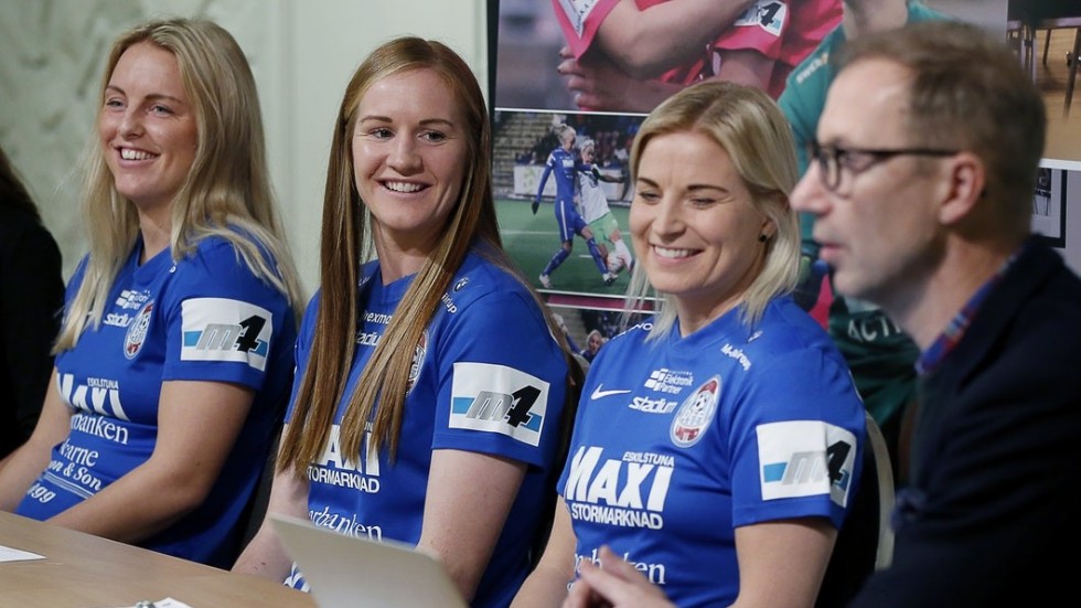 Mimmi Larsson, Vaila Barsley och Annica Svensson har alla förlängt med United.