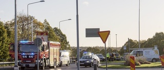 Ung cyklist påkörd – fördes till Mälarsjukhuset