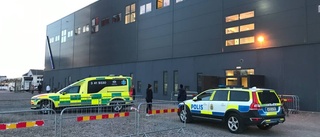 Misshandel på Rosvalla – man förd till sjukhus med ambulans