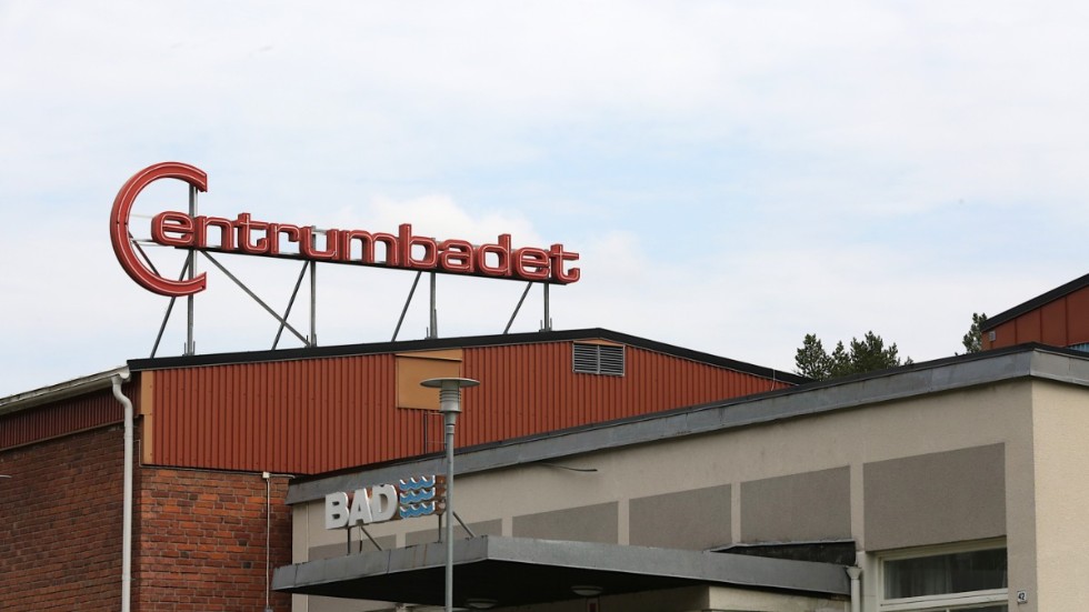 Arvidsjaurs kommun har slutligen bestämt sig för att bygga en ny sim- och sporthall. Projektet har dock avstannat, beroende på prishöjningar, inflation och leveransproblem. Ärendet ska upp i KF nästa vecka. (Arkivbild)