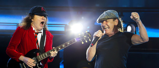 AC/DC hintar om återförening