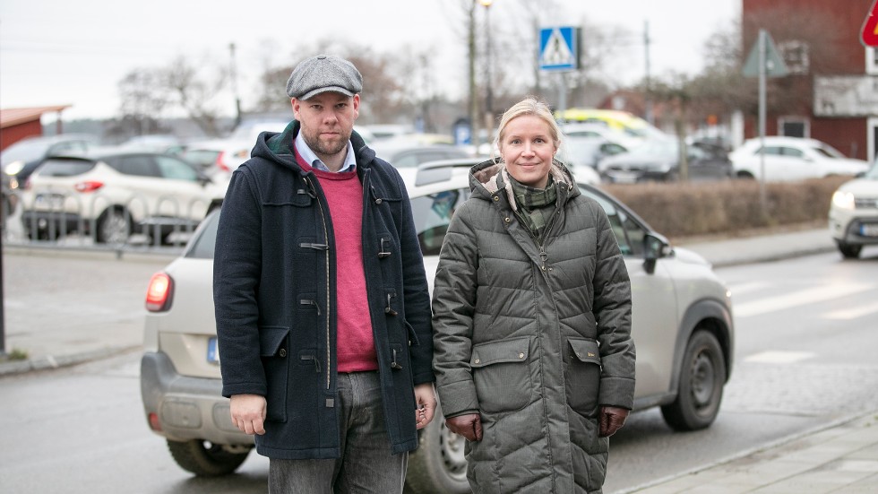 Johan Rocklind (S) och Anna Ekström (M) är kommunalråd i Gnesta. Nu har de lagt fram sin gemensamma budget för nästa år.