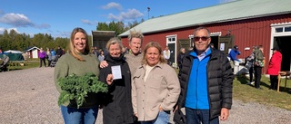 Folkfest på första höstmarknaden 