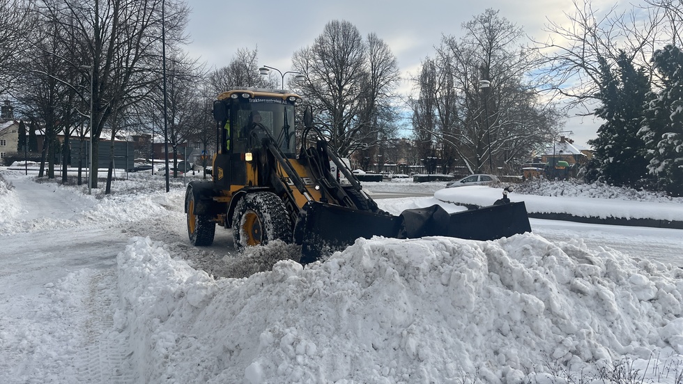 Snöplogning Enköping.